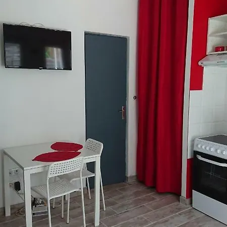 Studio Apartman Auch